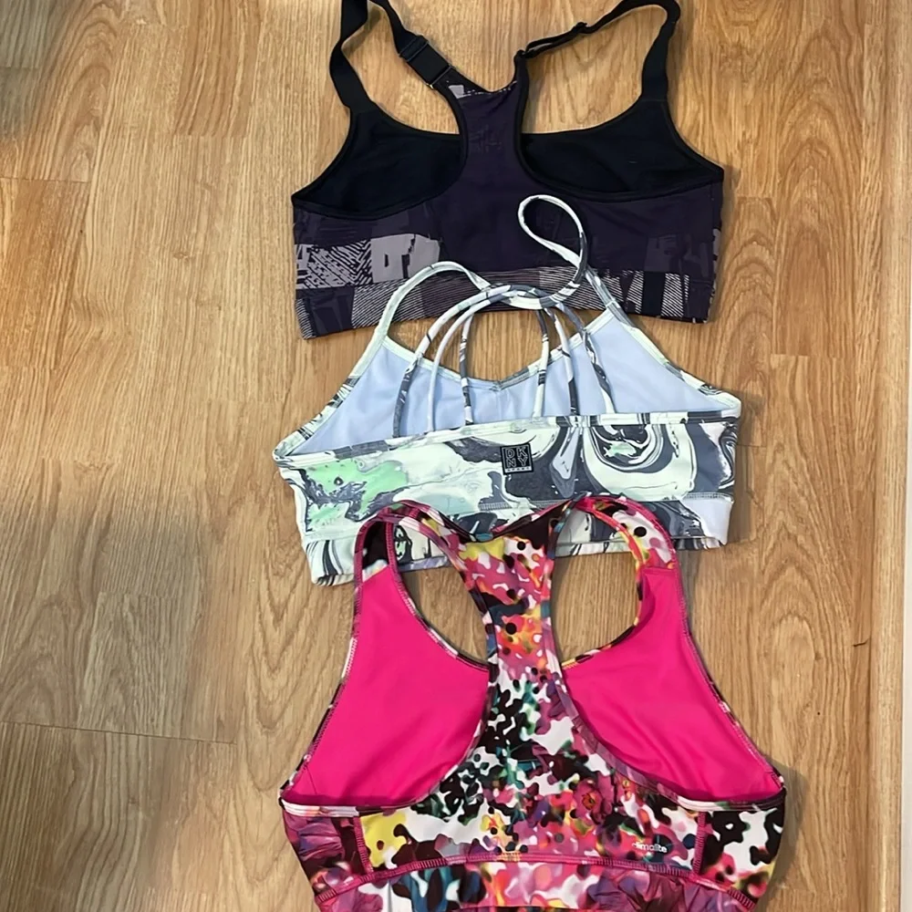 Three Sport Bras Size Large - Picture 5 of 5